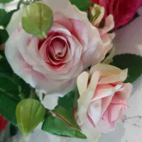گل های رز مصنوعی