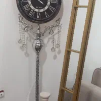 ساعت ایستاده نقره ای زیبا
