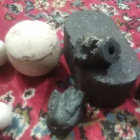 شهاب سنگ طلایی وسنگ الماس به ضمانت