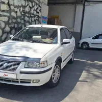 سمند سفید بیرنگ