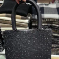 کیف مشکی سایزبزرگ .باکیفیت.قیمت بسیارمناسب