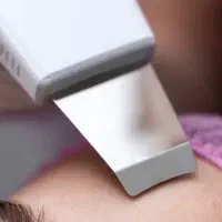 پاکسازی و فیشال تخصصی ، جوانساز ، درمان جوش و لک