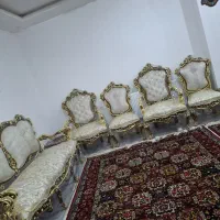 مبل سلطنتی همراه با کاور