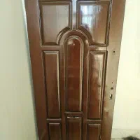 در ورودی