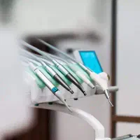 استخدام دستیار دندانپزشک