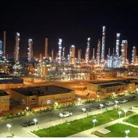 جویای کار در شرکت های پیمانکاری یا پتروشیمی