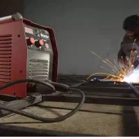 جوشکار مسلط به برشکاری