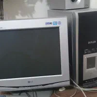 سیستم قدیمی مانیتور کیبورد و موس و اسپیکر و ...