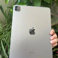 ایپد ipad pro11 256 m2 همراه با قلم