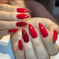 کاشت و ترمیم تخصصی ناخن