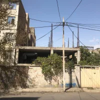 ساختمان-نیمه-ساز-زمین-303-متری
