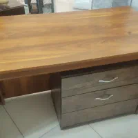 میز مدیریتی در حد همراه فایل سه کشو عرض 80