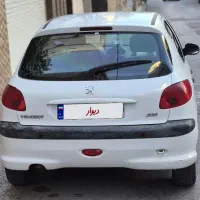 پژو 206 بسیار تمیز و کم کار