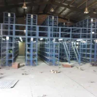 قفسه بالکن پیچ و مهره ای کارکرده