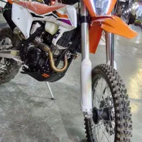 وای بی 250