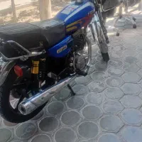 موتور سیکلت پیشرو ۲۰۰