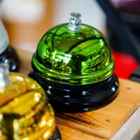 زنگ کافه زنگ ویتری زنگ پیشخوان