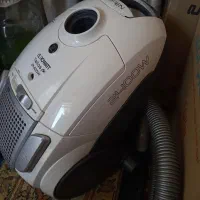 جارو برقی ایتالیایی در حد آکبند