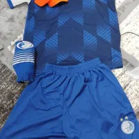 لباس فوتبال استقلال