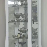 ویترین دکوراتیو شیشه ای سفید