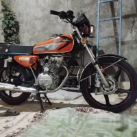 موتور همتاز 200