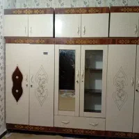 کمد تمیز و کم استفاده
