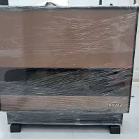 دوعدد بخاری گازی و یک عدد اجاق گاز در حد نو