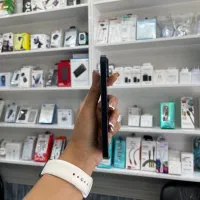 ایفون۱۳نرمال