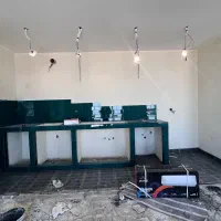 کارگر جهت تکمیل کارهای داخلی ساختمان