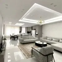 ۱۱۰ متر/۳ساله/غرق نور/روف گاردن ۴فصل