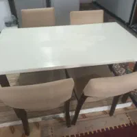 میز نهار خوری شش نفره