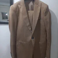 کت و شلوار نخودی کاملا نو و تمیز
