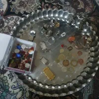 تعدادی وسایل زینتی