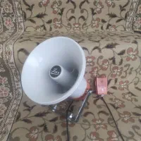 بلندگو