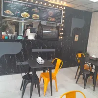 کارگر ساده جهت فست فود با حقوق عالی و مزایا