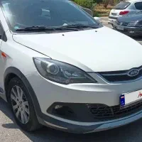 ام وی ام ۳۱۵ اسپرت لاکچری