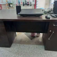 میز اداری و صندلی
