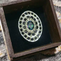 کبود الماس جواهری