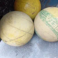 توپ والیبال