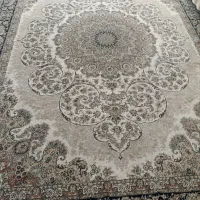 یک تخته فرش ۹متری ۷۰۰شانه کاملاسالم بفروش میرسد