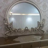 آیینه و کنسول