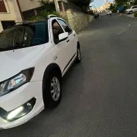 کوییک r