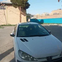 ماشین ۲۰۶ سفیدتیپ۳ مدل ۸۲