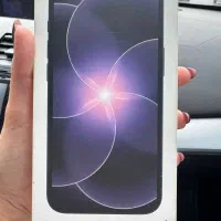 ایفون 17 e اکبند