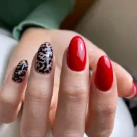 تخفیف آموزش و کاشت ناخن فاز ۱