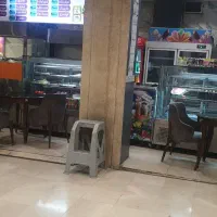 کار در فست فود  شب کار