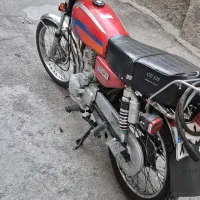 هندا۱۲۵ زمرد