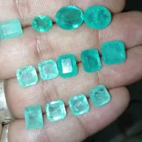 زمرد کلمبیا اصل معدنی 14 عدد همش 15میلیون خیلی مفت
