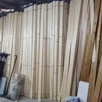 چوب درجه یک برای قفسه برای چوب لباسی