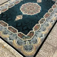عرضه متنوع فرش ۷۰۰ شانه